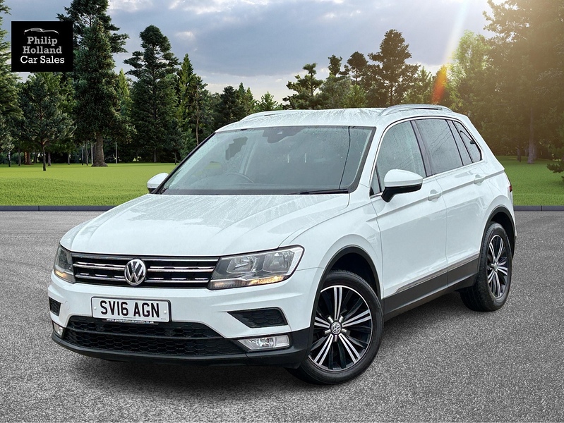 Volkswagen Tiguan TDI BlueMotion Tech SE - U10058