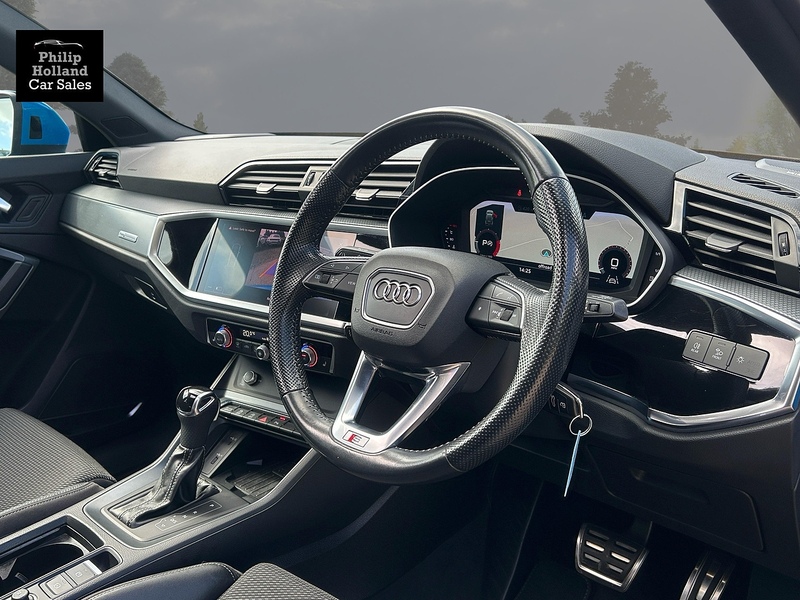 Audi Q3 TDI S line - U10069
