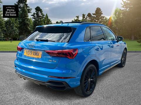 Audi Q3 TDI S line - U10069