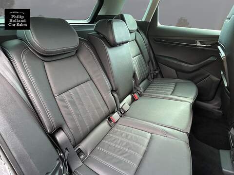 Skoda Karoq TDI SE L - U10074