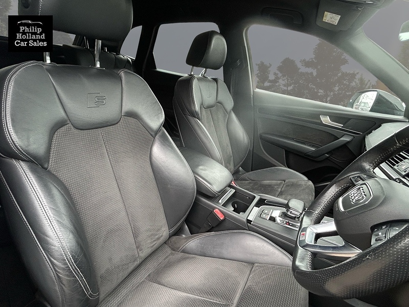 Audi Q5 TDI Black Edition - U10076