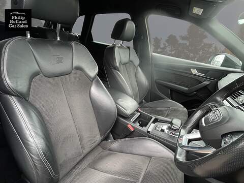 Audi Q5 TDI Black Edition - U10076