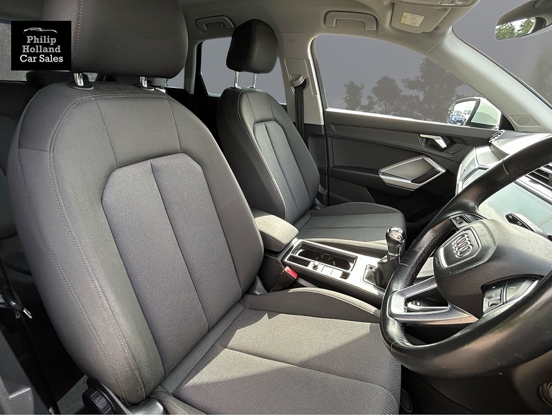Audi Q3 TFSI CoD Technik - U10085