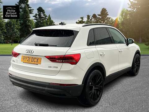 Audi Q3 TFSI CoD Technik - U10085