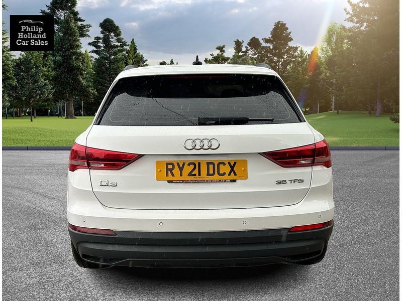 Audi Q3 TFSI CoD Technik - U10085