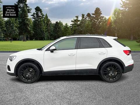 Audi Q3 TFSI CoD Technik - U10085