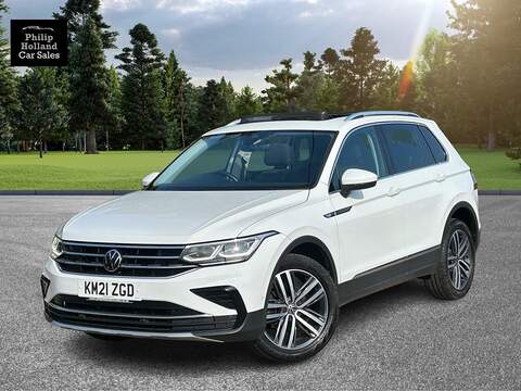 Volkswagen Tiguan 3.0 D300 MHEV R-Dynamic SE SUV 5dr Diesel Auto 4WD Euro 6 (s/s) (300 ps)