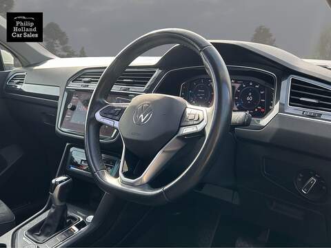 Volkswagen Tiguan TDI Elegance - U10092