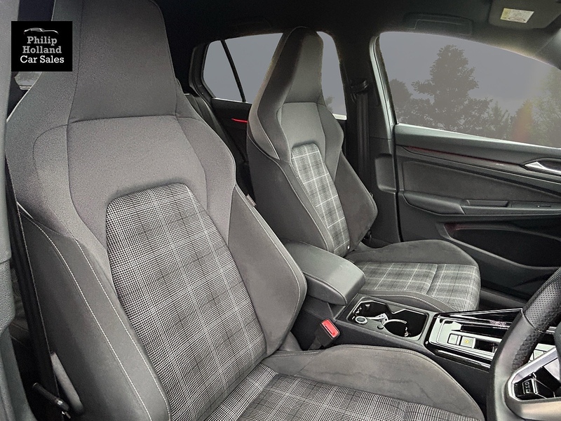 Volkswagen Golf TDI GTD - U10094