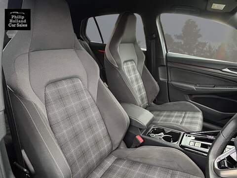 Volkswagen Golf TDI GTD - U10094