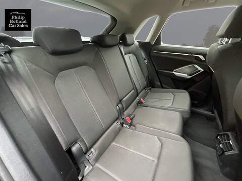 Audi Q3 TDI Sport - U10101