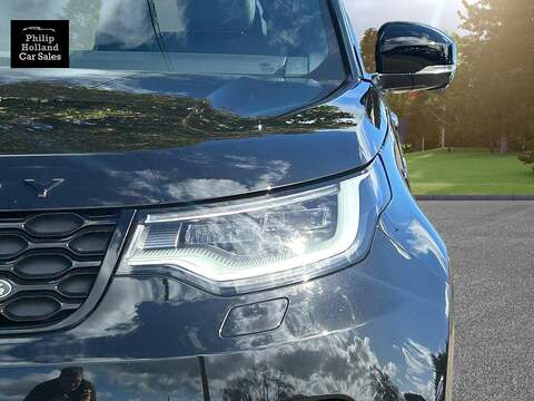 Land Rover Discovery D300 MHEV R-Dynamic SE - U10108
