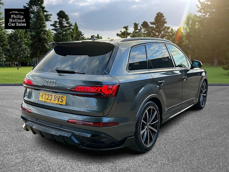 Audi Q7 TDI V6 Black Edition - U10110