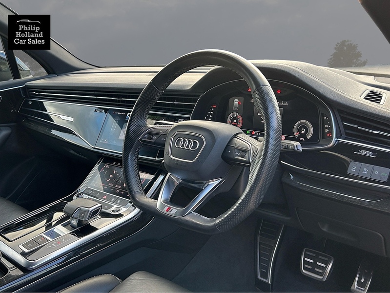 Audi Q7 TDI V6 Black Edition - U10110