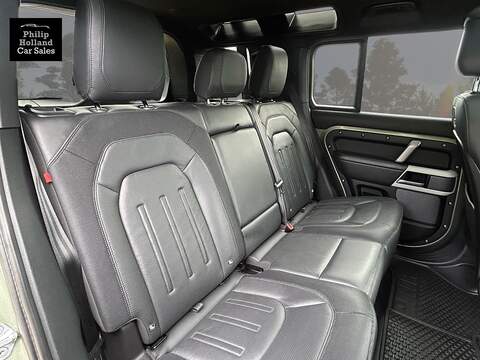 Land Rover Defender 110 D300 MHEV X-Dynamic HSE - U9228