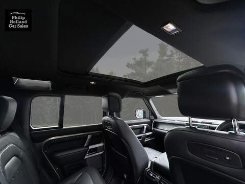 Land Rover Defender 110 D300 MHEV X-Dynamic HSE - U9228