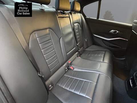 BMW 3 Series 320d MHT M Sport - U9355