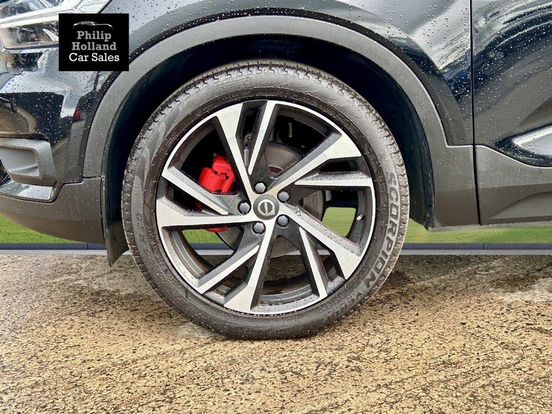 Volvo XC40 D3 R-Design Pro - U9628