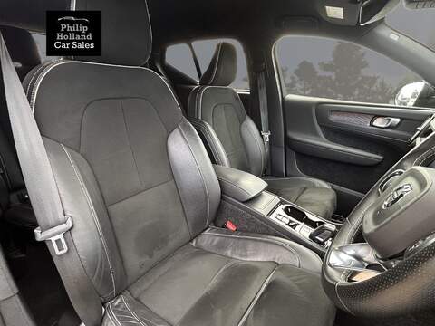 Volvo XC40 D3 R-Design Pro - U9628