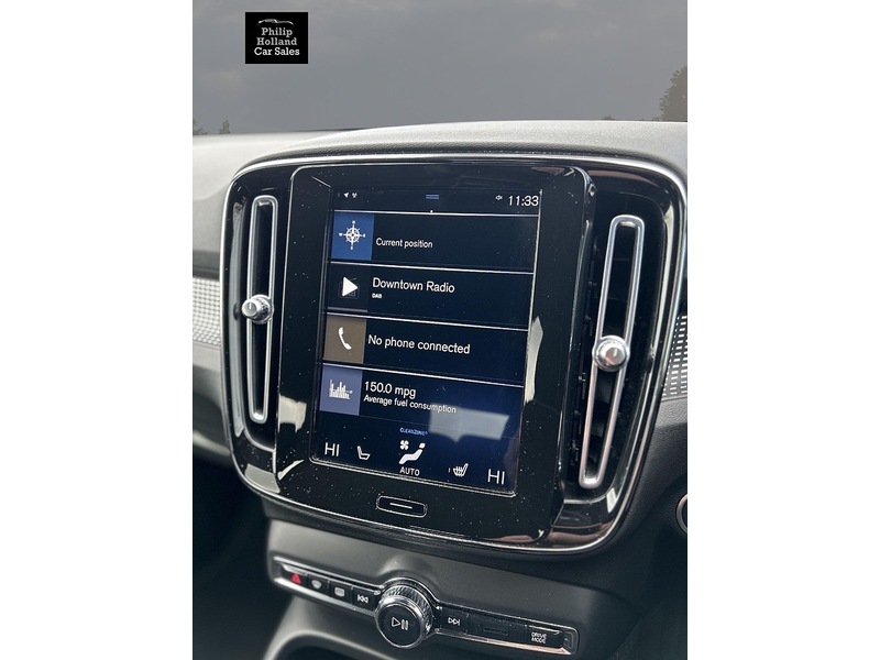 Volvo XC40 D3 R-Design Pro - U9628
