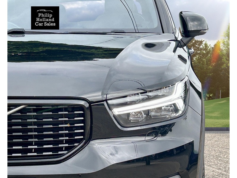 Volvo XC40 D3 R-Design Pro - U9628