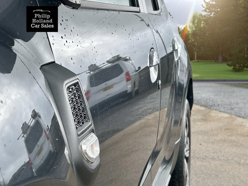 Dacia Duster TCe Prestige - U9755