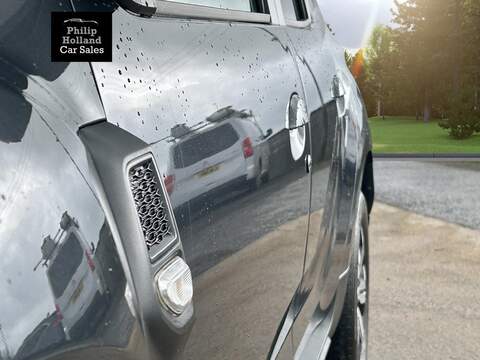 Dacia Duster TCe Prestige - U9755