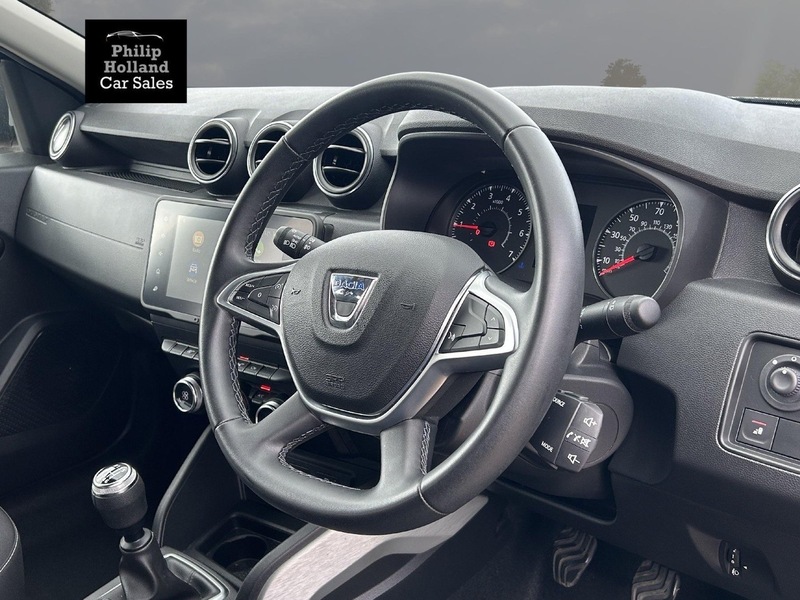 Dacia Duster TCe Prestige - U9755