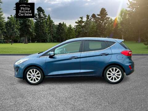 Ford Fiesta TDCi Titanium - U9757