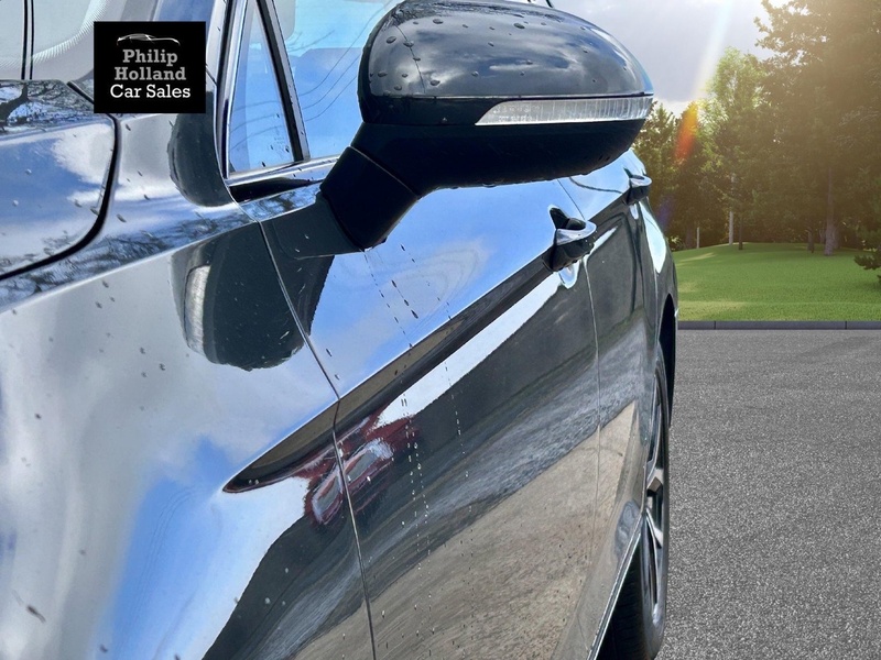Volkswagen Passat TDI SEL - U9759