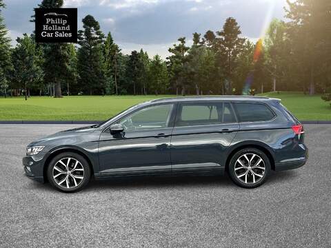 Volkswagen Passat TDI SEL - U9759