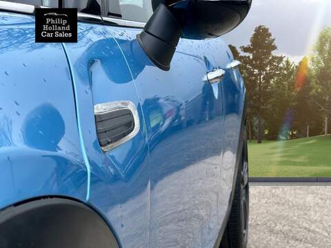 MINI Hatch One Classic - U9760