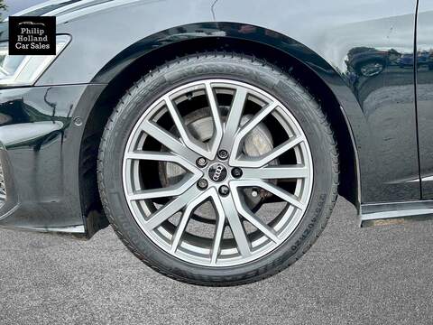 Audi A6 Saloon TDI Black Edition - U9768