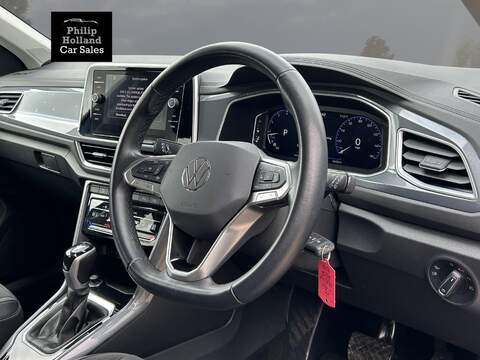 Volkswagen T-Roc TSI Style - U9782