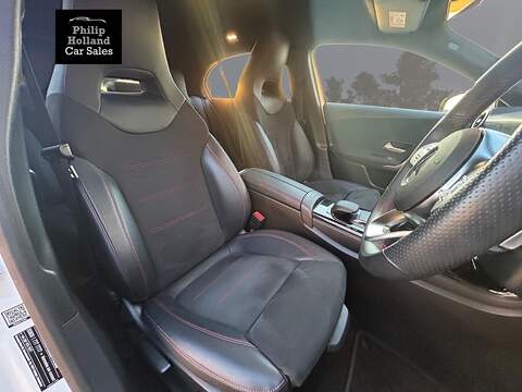 Mercedes-Benz A Class A180d AMG Line - U9802