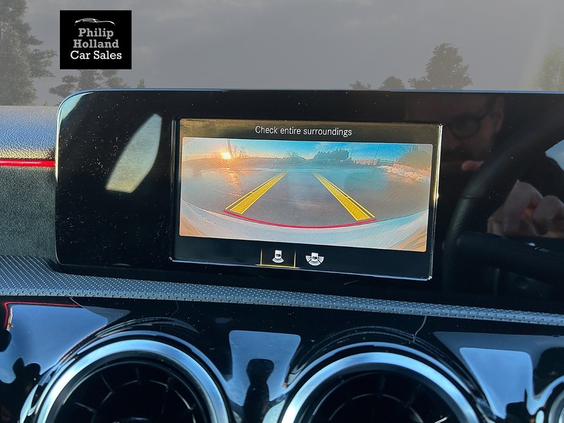 Mercedes-Benz A Class A180d AMG Line - U9802