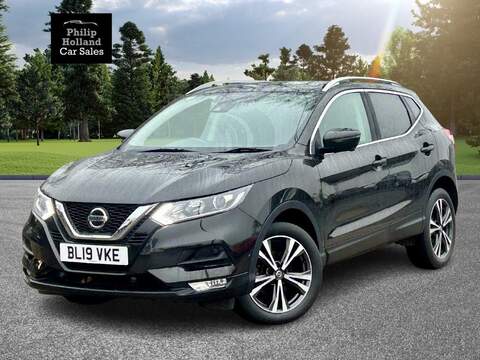 Nissan Qashqai 2.0 D150 R-Dynamic SUV 5dr Diesel Manual FWD Euro 6 (s/s) (150 ps)