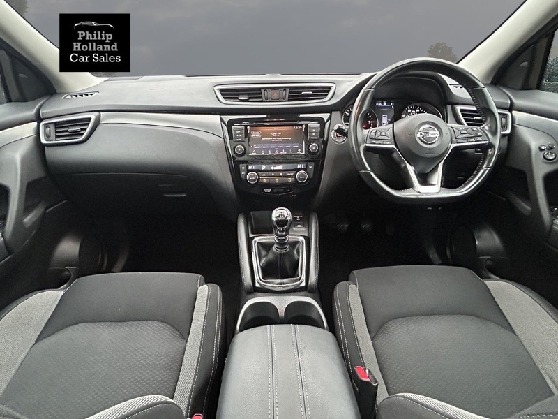 Nissan Qashqai dCi N-Connecta - U9808