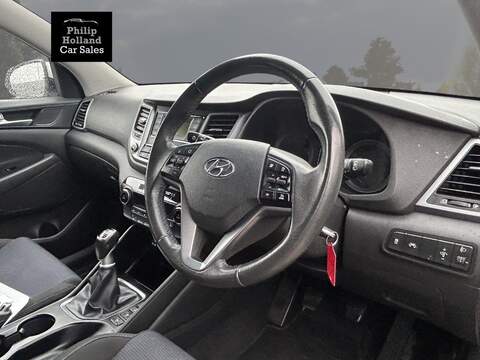 Hyundai TUCSON CRDi Blue Drive SE - U9810