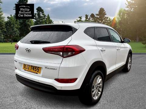 Hyundai TUCSON CRDi Blue Drive SE - U9810