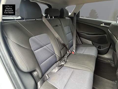 Hyundai TUCSON CRDi Blue Drive SE - U9810