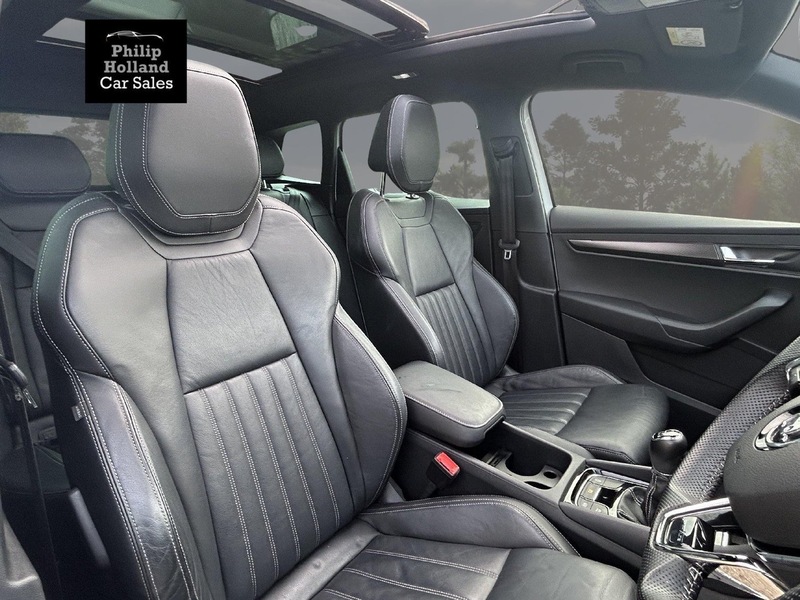 Skoda Karoq TDI SportLine - U9813