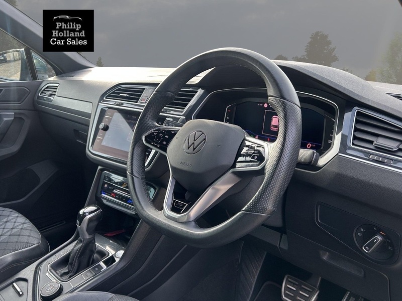 Volkswagen Tiguan TDI R-Line - U9820