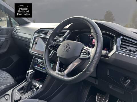 Volkswagen Tiguan TDI R-Line - U9820