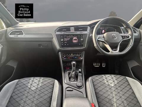 Volkswagen Tiguan TDI R-Line - U9820