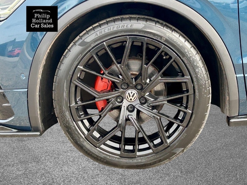 Volkswagen Tiguan TDI R-Line - U9820