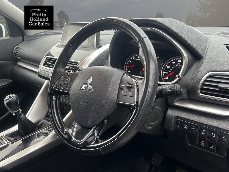 Mitsubishi Eclipse Cross T Exceed - U9821