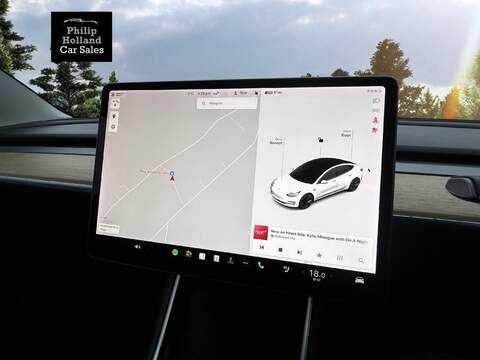 Tesla Model 3 Standard Range Plus - U9828