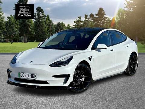Tesla Model 3 2.1 C220 BlueTEC AMG Line Saloon 4dr Diesel G-Tronic+ Euro 6 (s/s) (170 ps)
