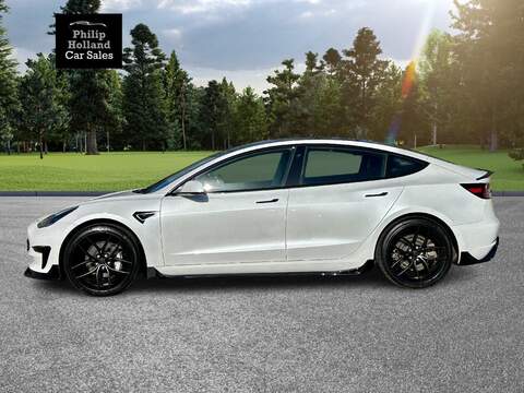 Tesla Model 3 Standard Range Plus - U9828